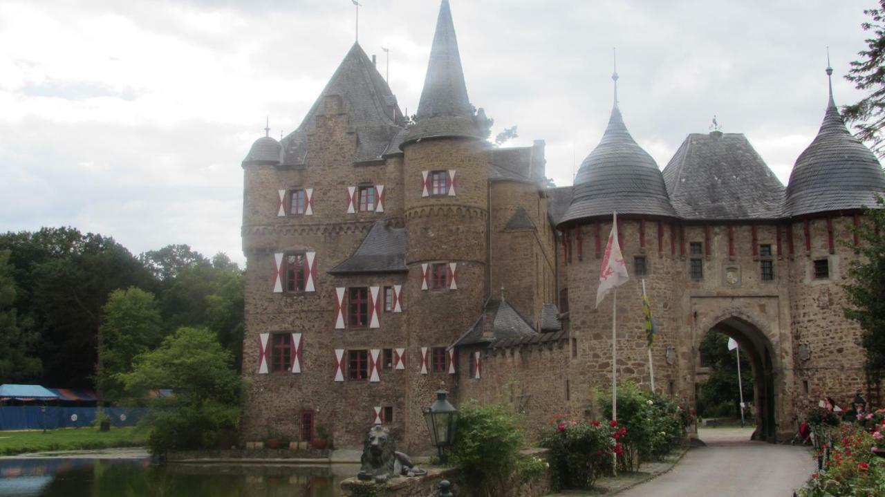 Eifel-Landhaus Ferienwohnungen "Em Gardestueffje" Mechernich Exterior photo